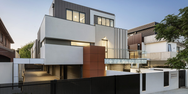 Pintar Fachadas de Casas Unifamiliares / Chalets en Alicante · Pintado de Paredes Exteriores